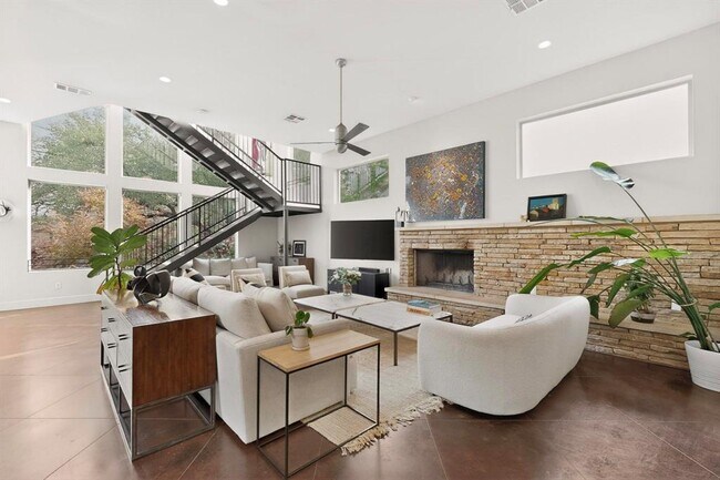 Foto del edificio - 807 W Gibson St