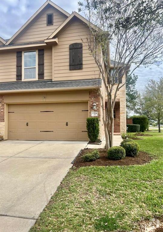 Building Photo - 13514 Fawn Lily Dr