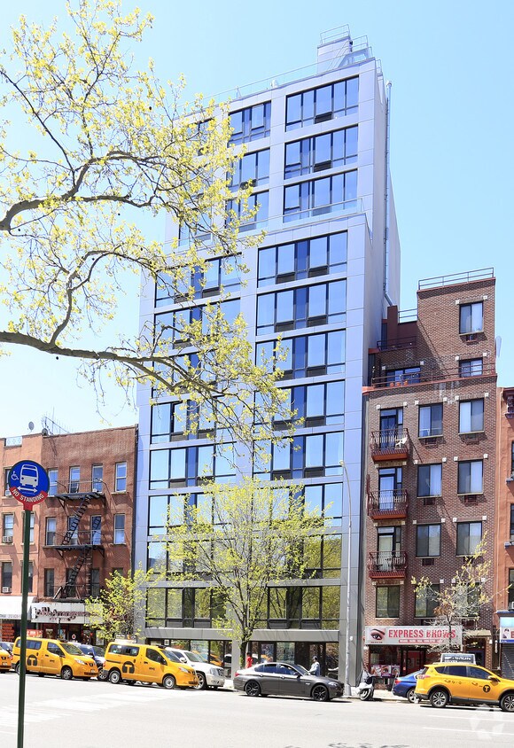 Building Photo - The Cereza