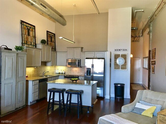 Foto del edificio - 1 br, 1 bath Condo - 505 Tennessee St Apt 404