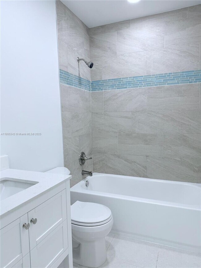 Foto del edificio - 10532 SW 112th Ave