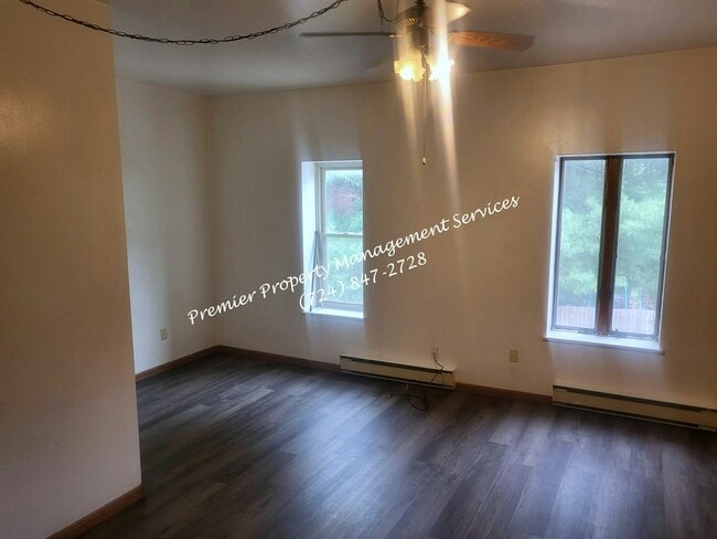 Building Photo - 518 W Cunningham St