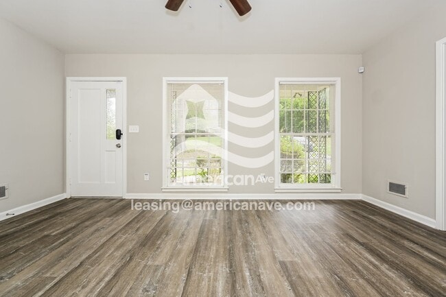 Building Photo - 3816 Rockdale Dr