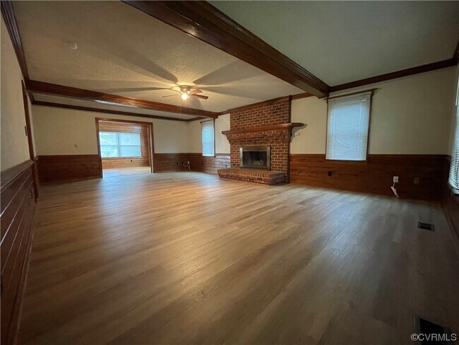 Building Photo - 3249 Longhorn Dr
