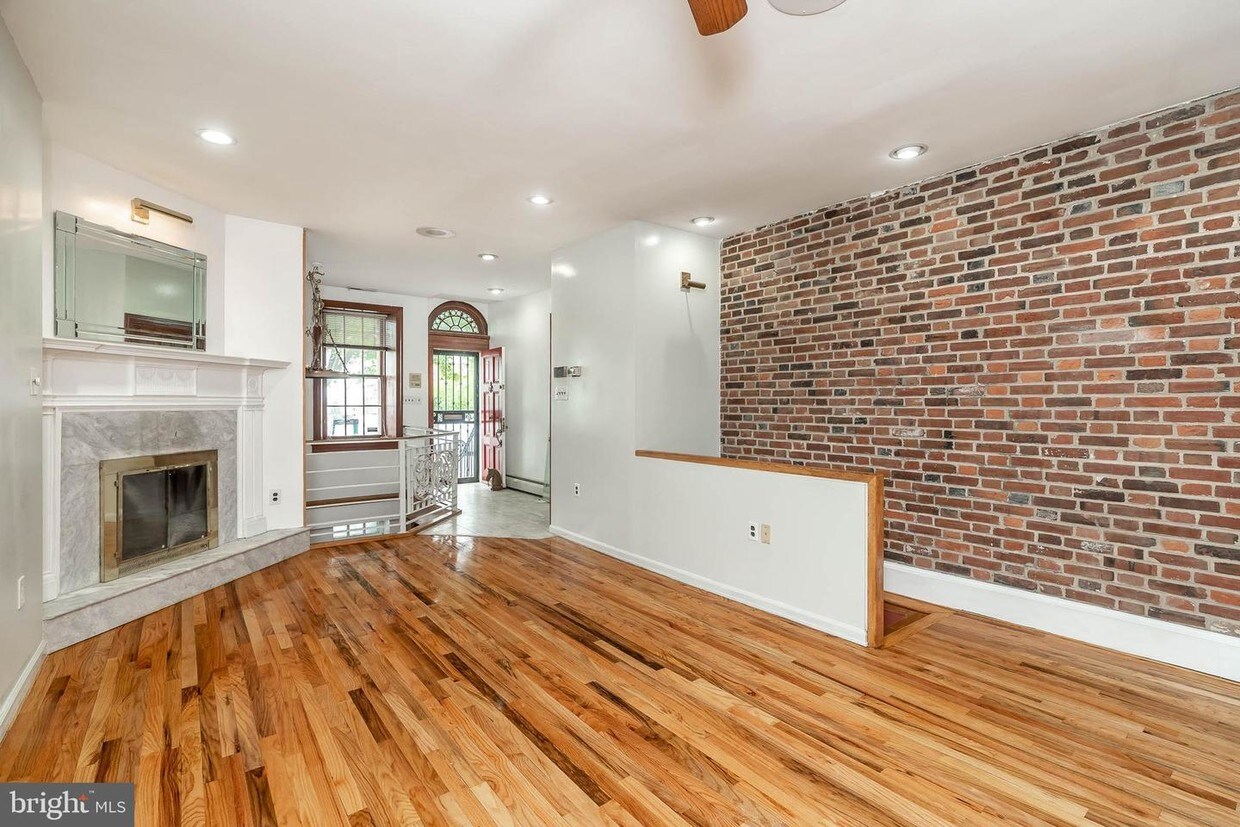 Foto principal - 618 S Front St