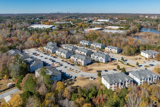 Foto aérea - 10204 Waldrop Pl