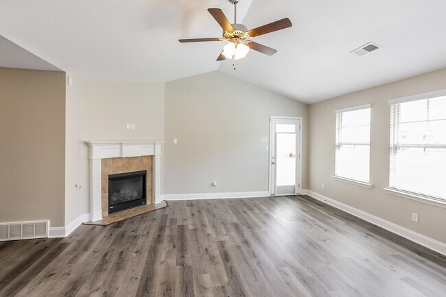 Building Photo - 3242 Earlcastle Dr