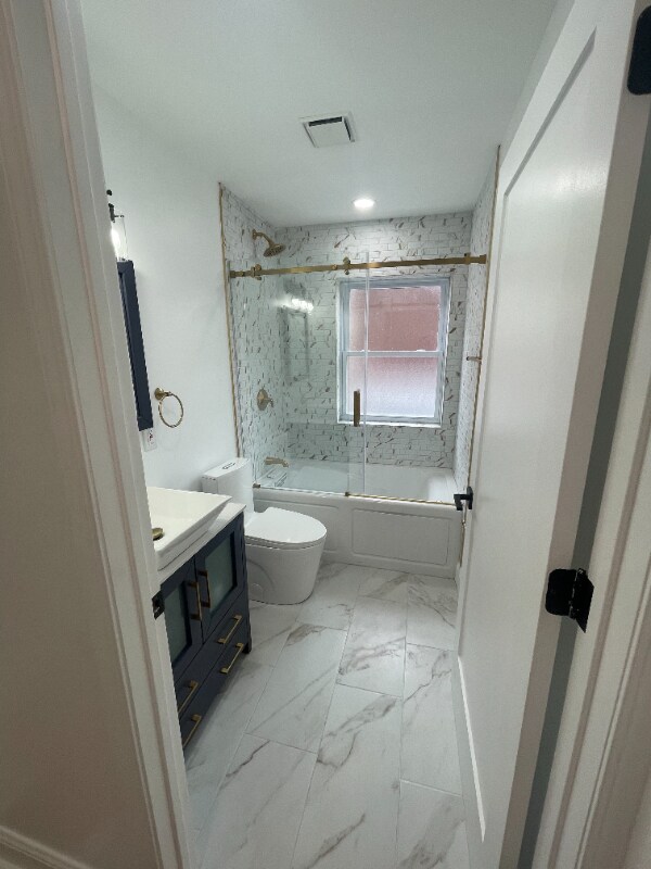 Foto del edificio - 4926 Blackberry Wy