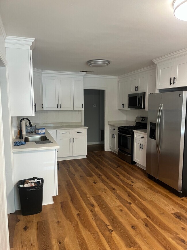 Foto del edificio - 104 Shady Oaks Dr