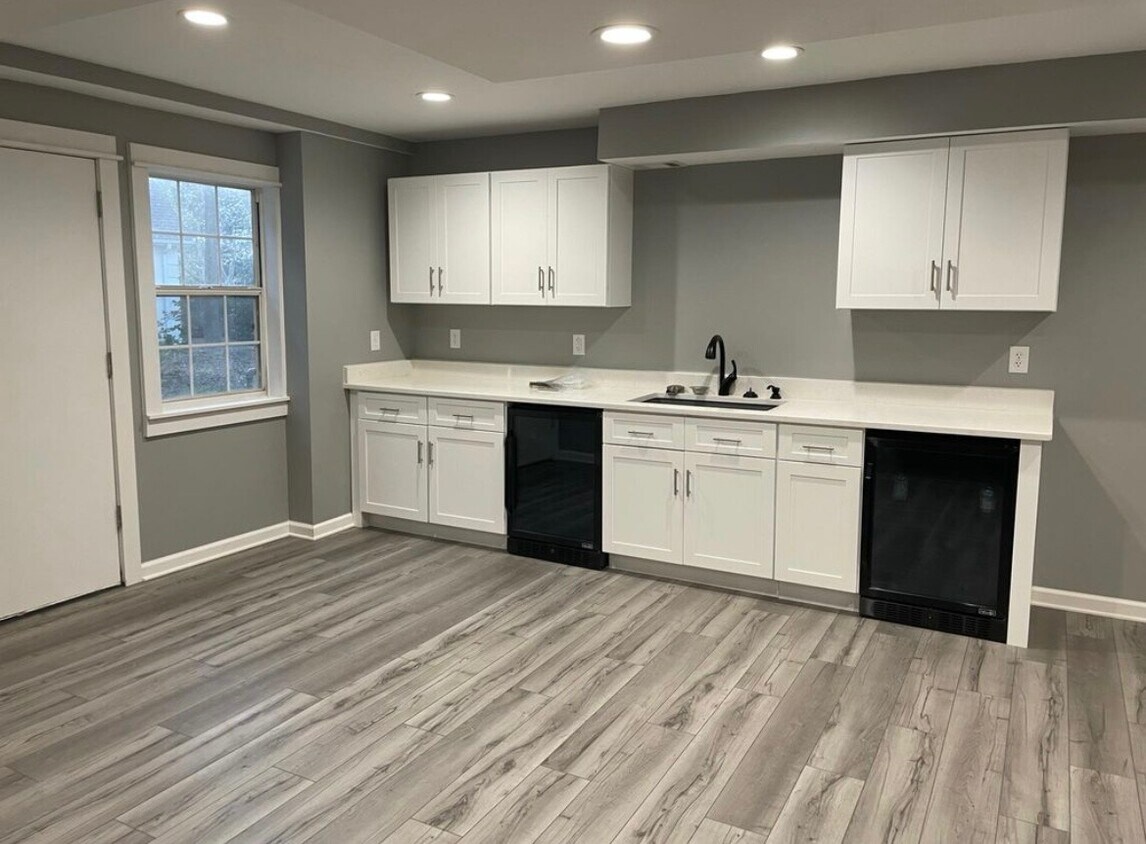 Foto principal - 220 Drumcliff Ct