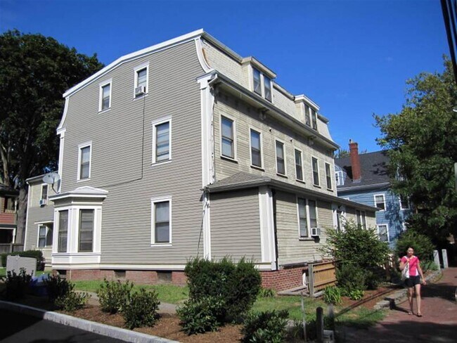 Building Photo - 5 Wendell St