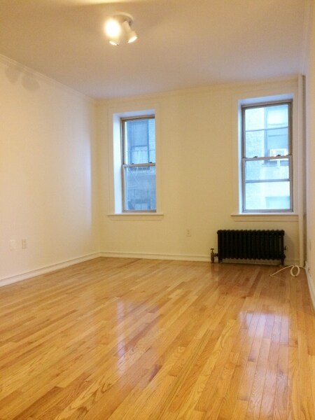 Primary Photo - 41-43 43rd St