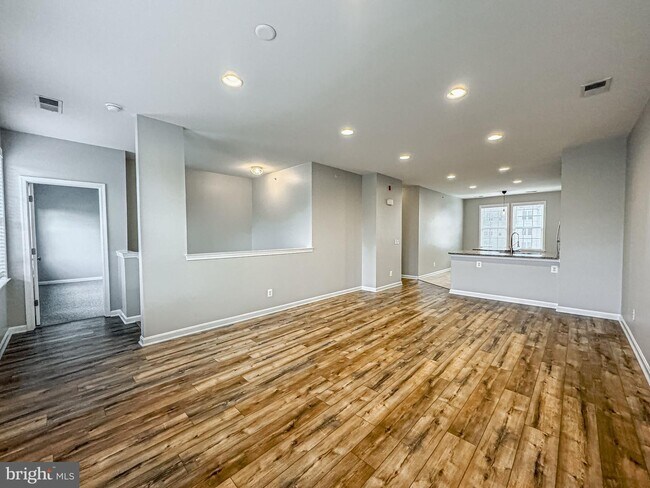 Photo - 42212 Water Iris Terrace Townhome