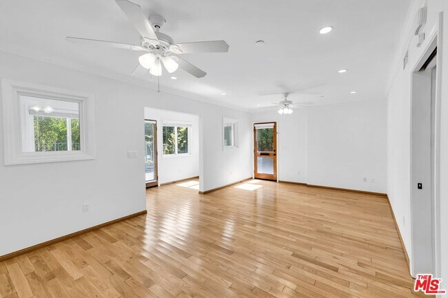 Foto del edificio - 1134 Euclid St