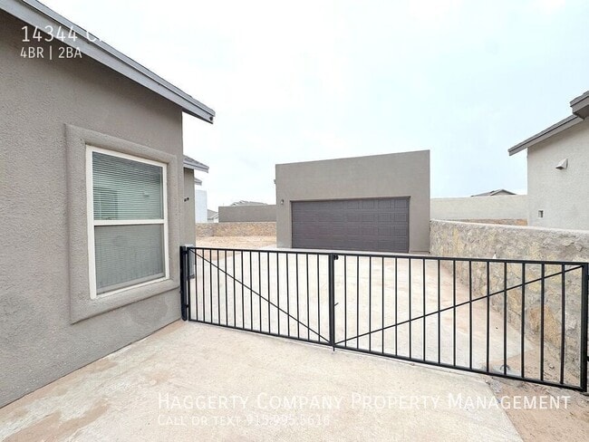 Foto del edificio - 14344 Chris Zingo Ln