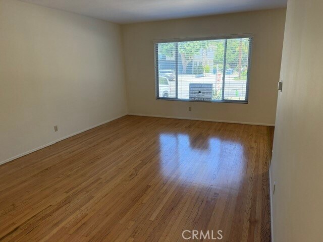 Foto del edificio - 13418 Moorpark St