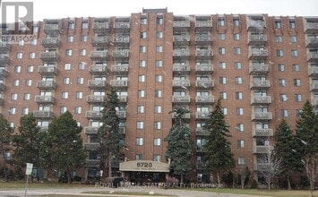 Building Photo - 6720 Glen Erin Dr