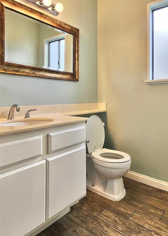 Building Photo - Welcome to an immaculate attached single f...