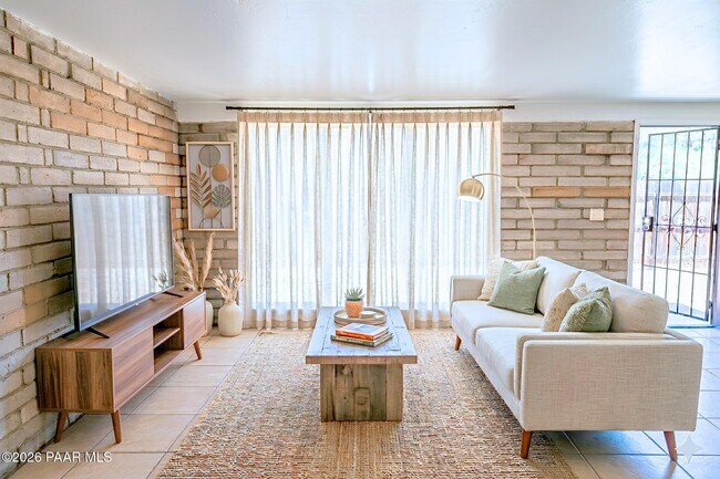 Foto del edificio - 3611 E Glenn St