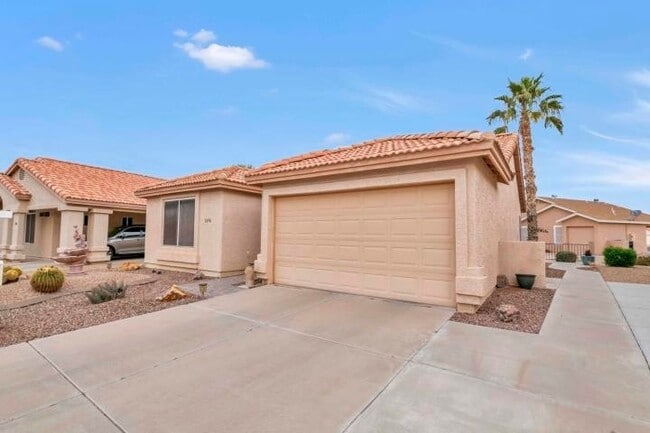 AVAILABLE OCTOBER - UNFURNISHED HOME IN SU... - AVAILABLE OCTOBER - UNFURNISHED HOME IN SU...
