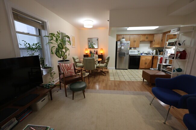 Foto del edificio - 416 Commonwealth Ave