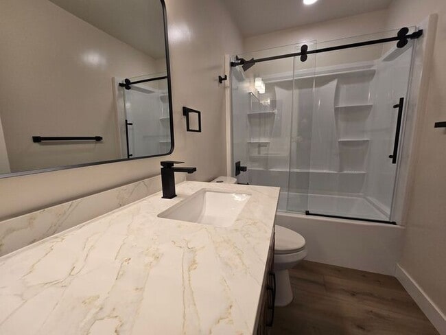 Foto del edificio - Charming Chula Vista Home with Spacious Yard in a Prime Location