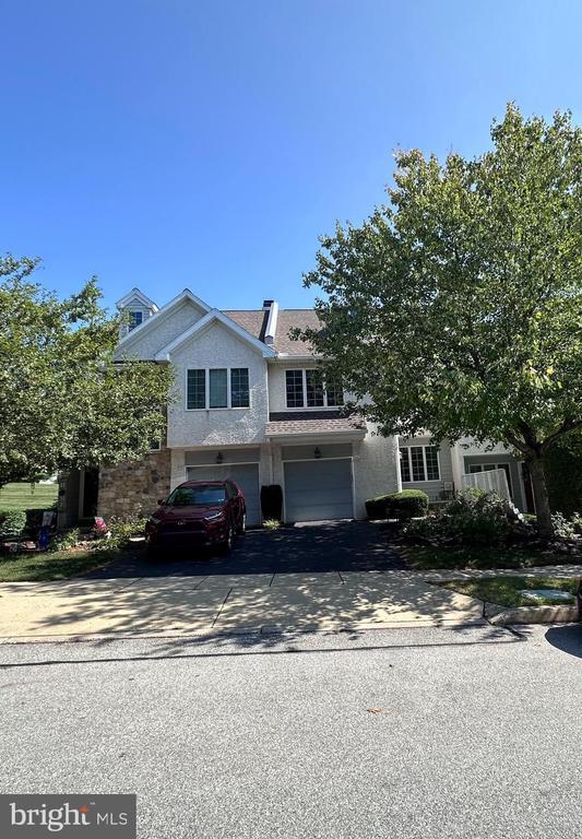 Building Photo - 321 Bristol Cir