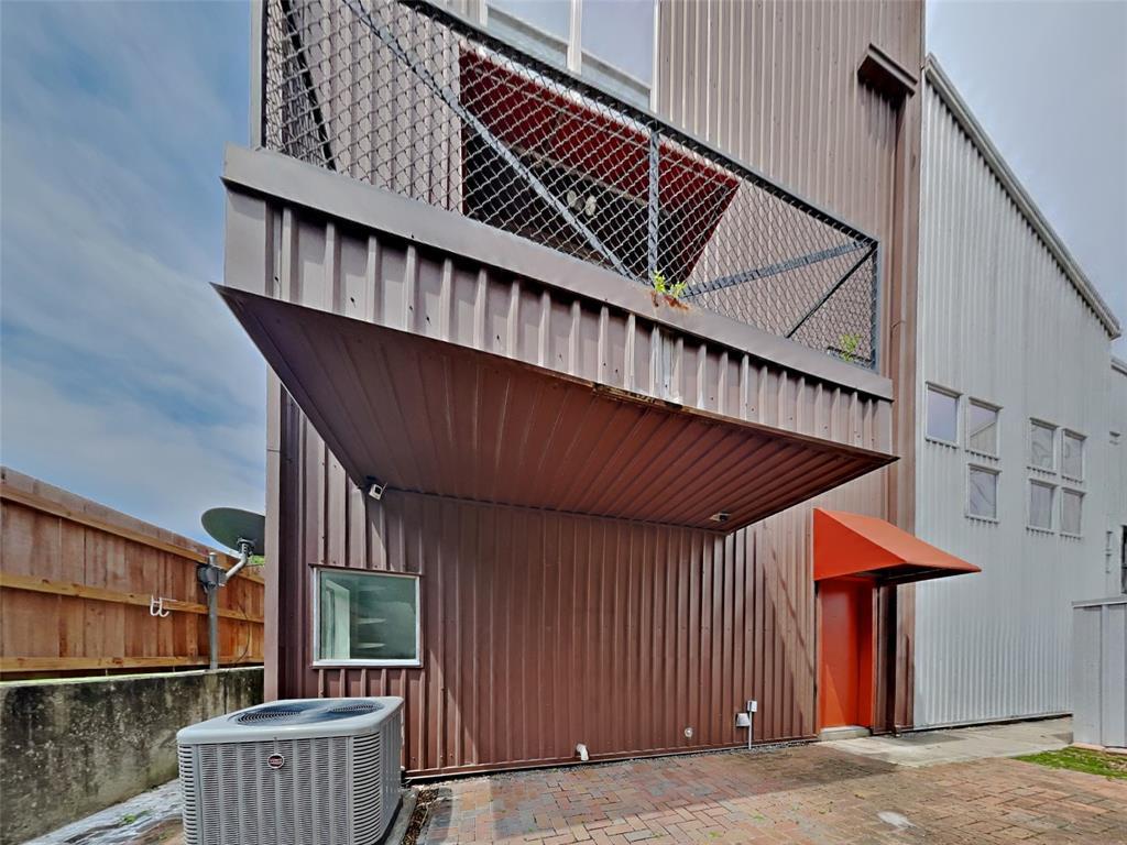 Foto principal - 2605 Calumet St