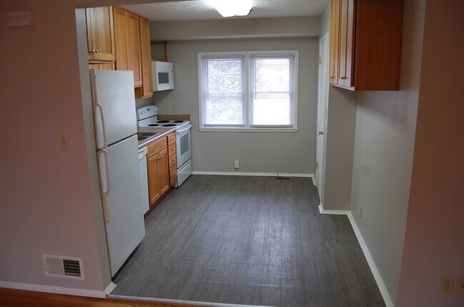 Building Photo - 4630 Starr St