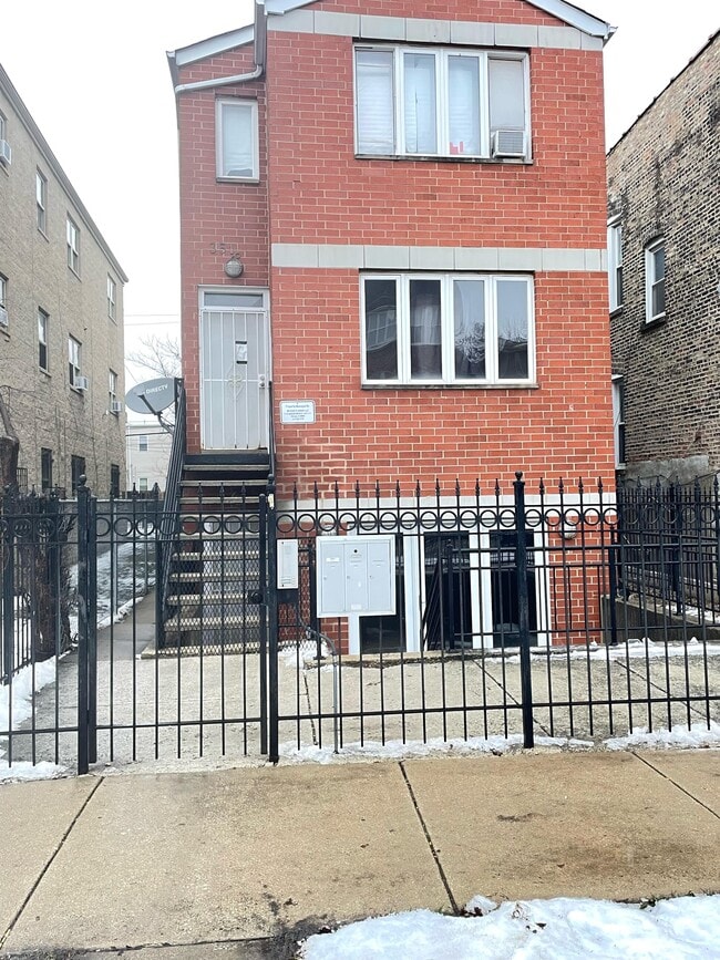 Building Photo - 3518 W Lexington St