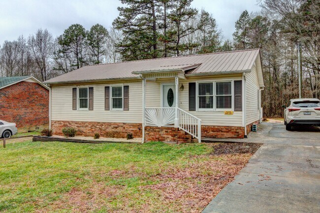 Foto del edificio - 334 Pine Ave