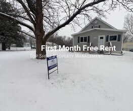 Building Photo - 120 6th St