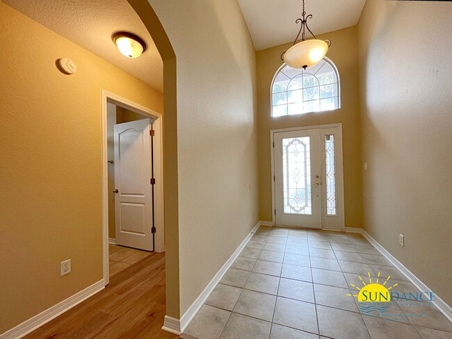 Building Photo - Beautiful 3 Bedroom Home in Hidden Bay Village