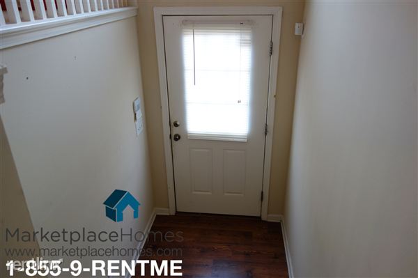 Building Photo - 3076 Bonnes Dr