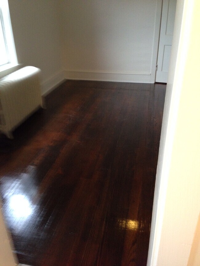 living room - 4440 Kutztown Rd