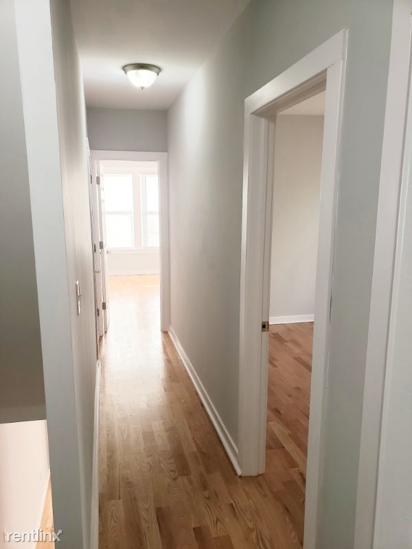 Primary Photo - 3 br, 1.5 bath Apartment - 728 Hancock Ave