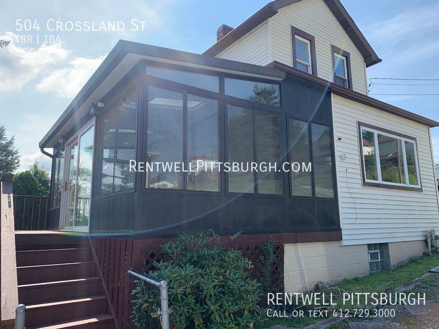 Primary Photo - 4 Bedroom Home in McKeesport - Section 8 i...