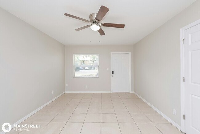 Building Photo - 4002 E BIRD, TAMPA, FL 33617