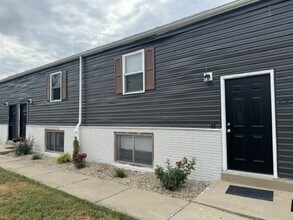 Building Photo - 421 Joseph Dr