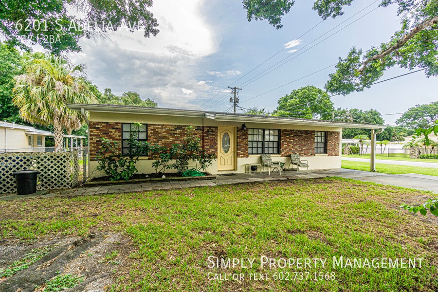 Foto principal - 3 Bedroom 2 bathroom home in Tampa!