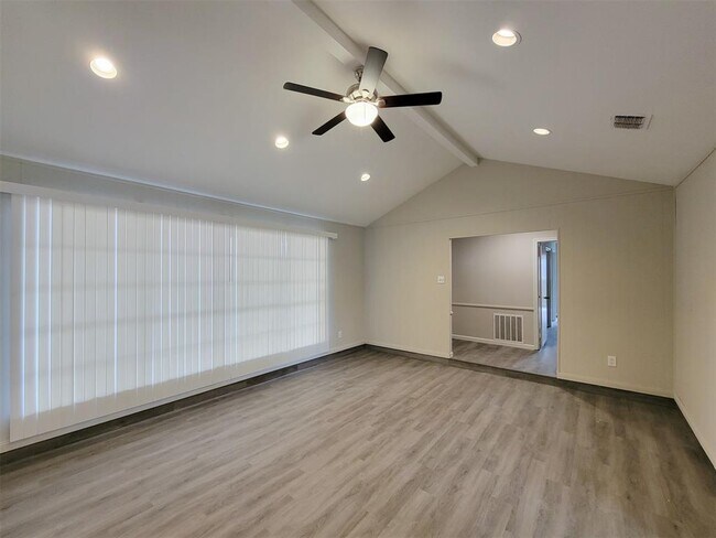 Building Photo - 6215 Autumn Arbor Dr