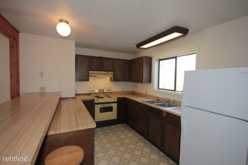 Primary Photo - 2 br, 1 bath Apartment - 436 W 3rd