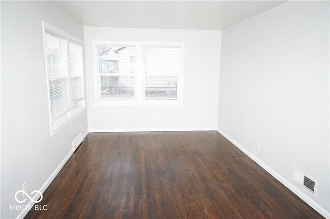 Building Photo - 3341 Linden St