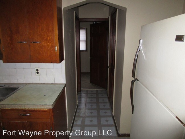 Building Photo - 1 br, 1 bath House - 508 E. Sherwood Terrace