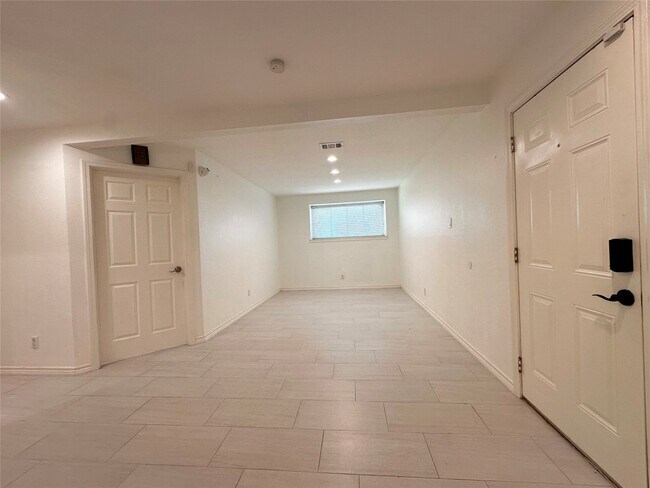 Foto del edificio - 9626 Highmeadow Dr