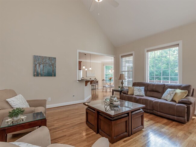 Foto del edificio - 160 Cedar Grove Rd