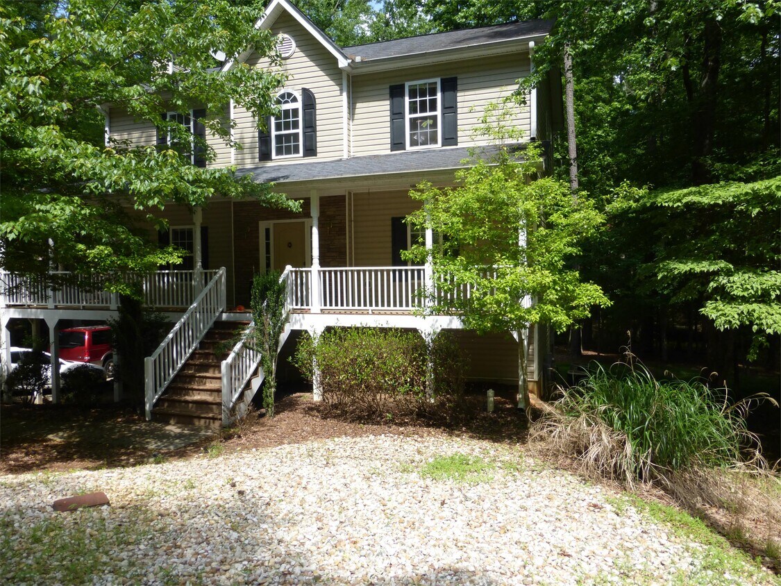 Primary Photo - 181 White Antelope St