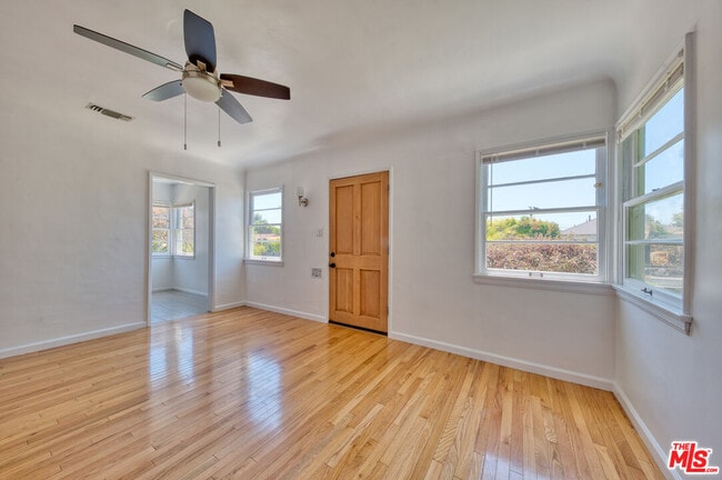 Building Photo - 847 Commonwealth Ave