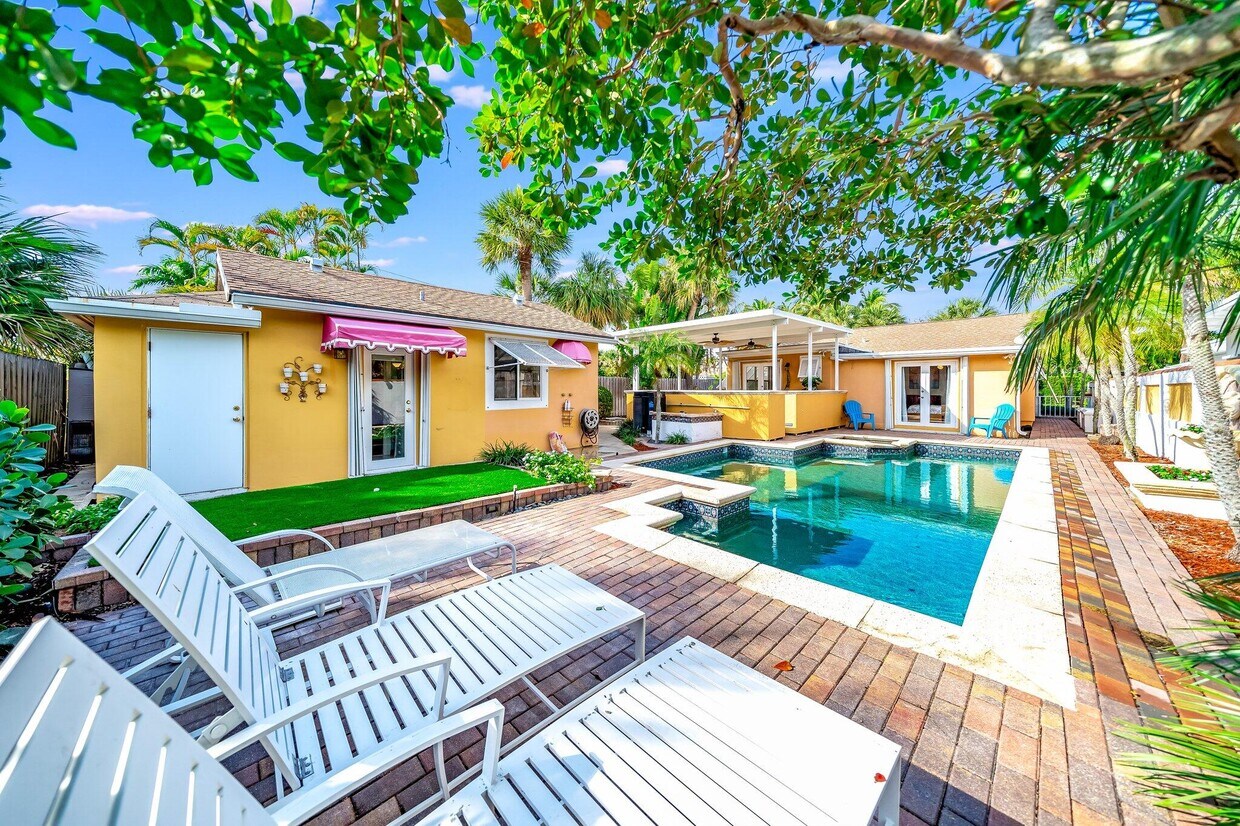 Foto principal - 205 18th Ave N