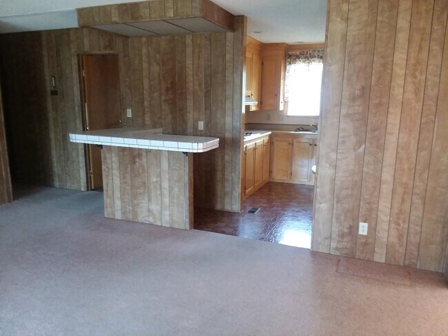 Building Photo - 2 Bedroom/2 Bath Modular Home Available Soon!